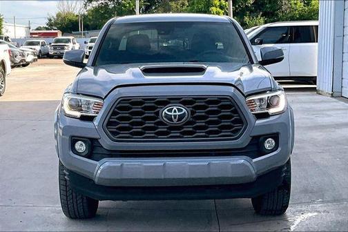 Cement 2020 Toyota Tacoma TRD Sport