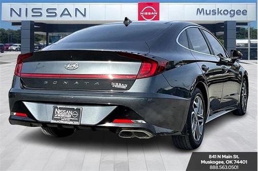 2022 Hyundai SONATA SEL