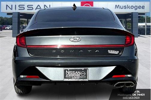 2022 Hyundai SONATA SEL