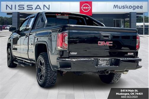 2017 GMC Sierra 1500 SLT