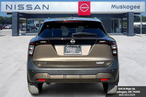 2026 Nissan Kicks SV