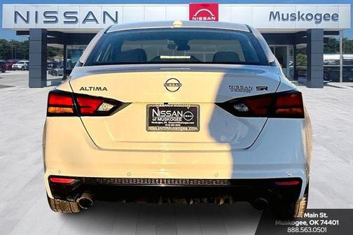 2024 Nissan Altima SR FWD