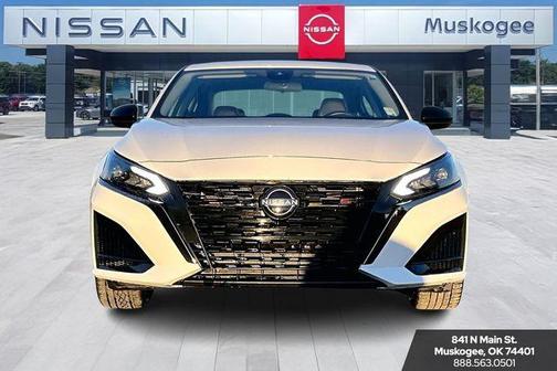 2024 Nissan Altima SR FWD