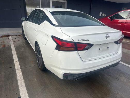 2024 Nissan Altima SR FWD