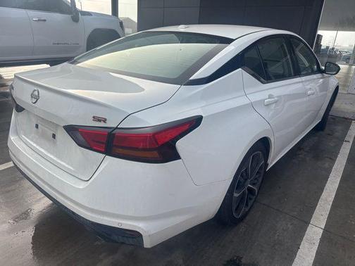 2024 Nissan Altima SR FWD