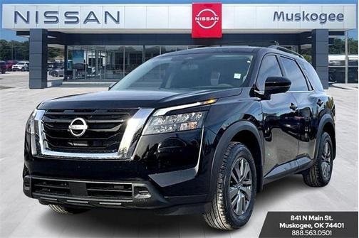 2025 Nissan Pathfinder SV 4WD