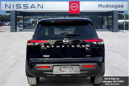 2025 Nissan Pathfinder SV 4WD