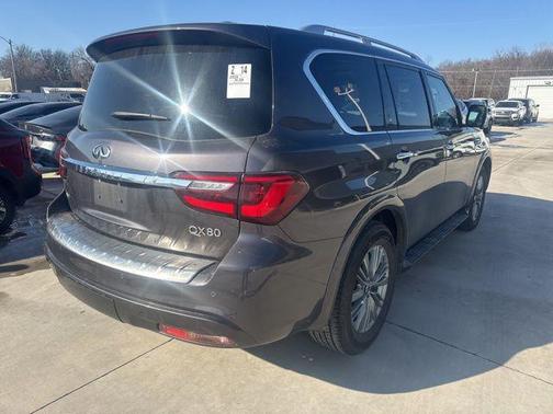 2024 INFINITI QX80 Luxe