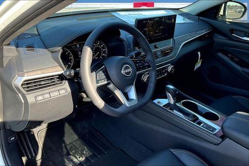 2025 Nissan Altima 2.5 SL