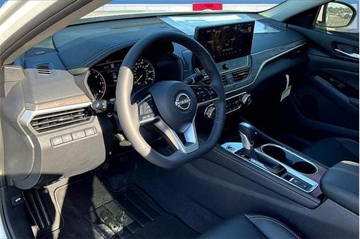 2025 Nissan Altima 2.5 SL