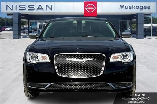 2020 Chrysler 300 Touring