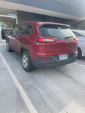 2017 Jeep Cherokee Sport
