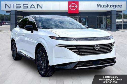 Everest White Pearl/Black 2026 Nissan Murano Platinum