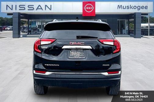 2023 GMC Terrain SLT