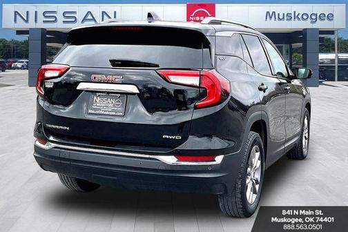 2023 GMC Terrain SLT