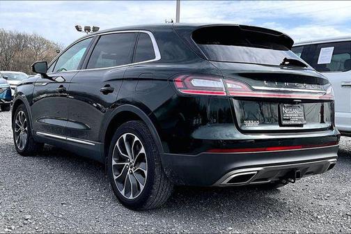 2021 Lincoln Nautilus Reserve