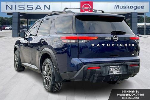 2022 Nissan Pathfinder SV 2WD