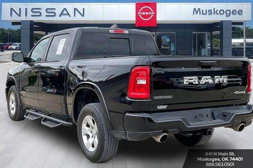 Diamond Black Crystal Pearlcoat 2025 RAM 1500 Big Horn/Lone Star