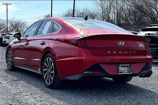 2021 Hyundai SONATA Limited