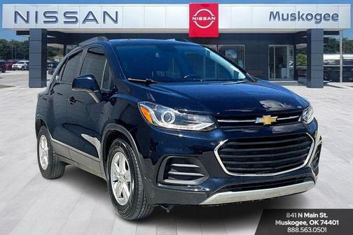 Midnight Blue Metallic 2022 Chevrolet Trax LT