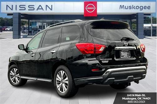 2020 Nissan Pathfinder SV 2WD
