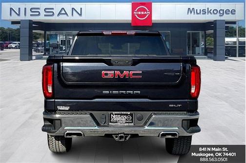 2022 GMC Sierra 1500 SLT