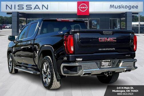 2022 GMC Sierra 1500 SLT