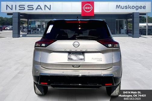 Champagne Silver/Black 2026 Nissan Rogue Platinum