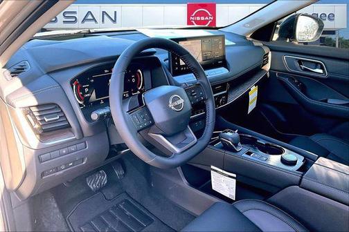 Champagne Silver/Black 2026 Nissan Rogue Platinum