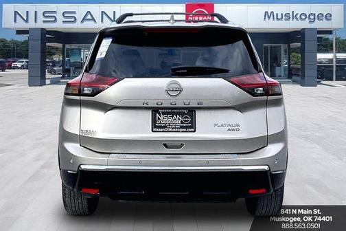 Champagne Silver/Black 2026 Nissan Rogue Platinum