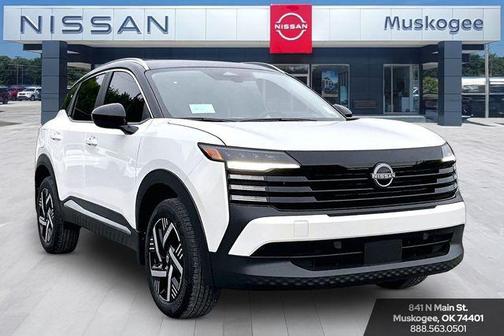Aspen White/Super Black 2026 Nissan Kicks SV