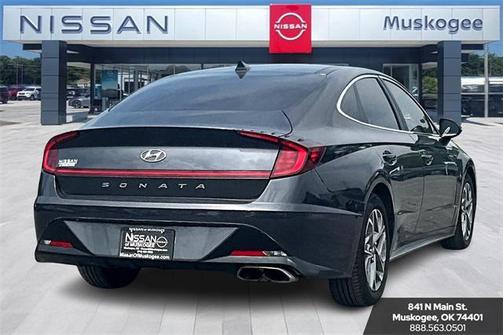2021 Hyundai SONATA SEL