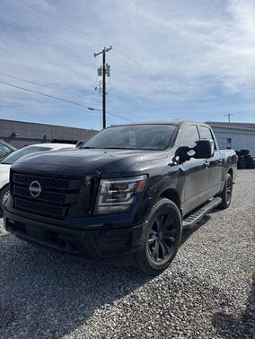 2024 Nissan Titan SV