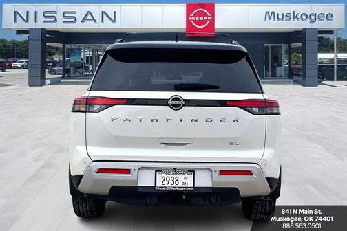 2024 Nissan Pathfinder SL FWD