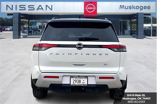 2024 Nissan Pathfinder SL FWD