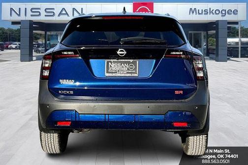 2026 Nissan Kicks SR