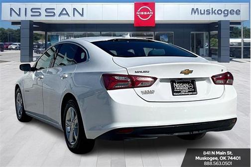 2022 Chevrolet Malibu FWD LT