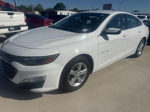 2022 Chevrolet Malibu FWD LT