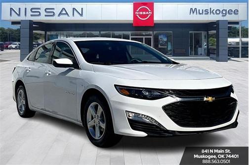 2022 Chevrolet Malibu FWD LT