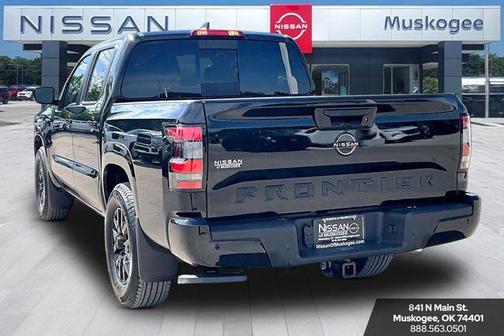 Super Black 2026 Nissan Frontier SV