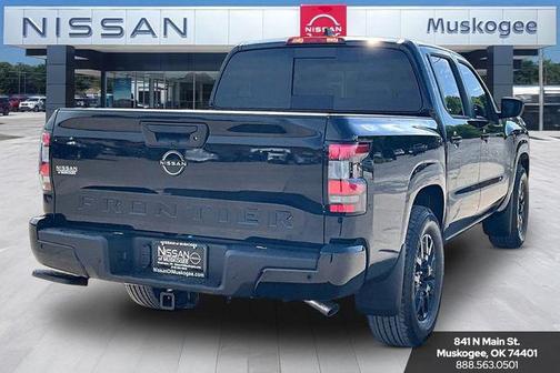 Super Black 2026 Nissan Frontier SV