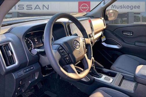 Super Black 2026 Nissan Frontier SV