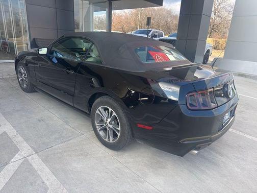 2014 Ford Mustang V6 Premium