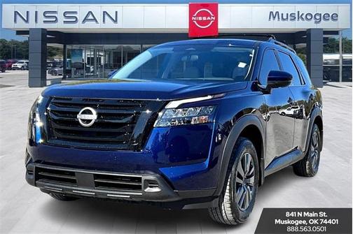 2025 Nissan Pathfinder SV FWD