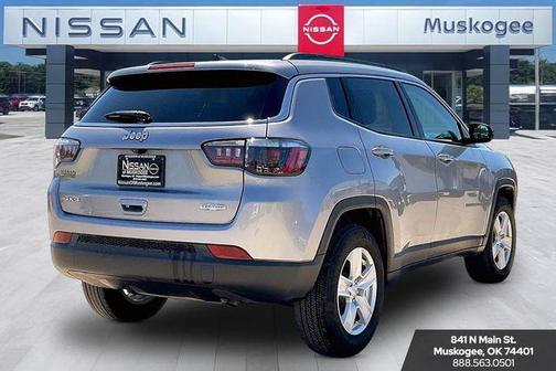 Billet Silver Metallic Clearcoat 2022 Jeep Compass Latitude