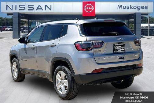 Billet Silver Metallic Clearcoat 2022 Jeep Compass Latitude