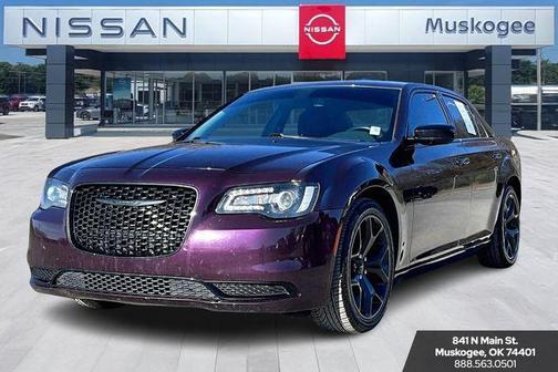 2021 Chrysler 300 Touring