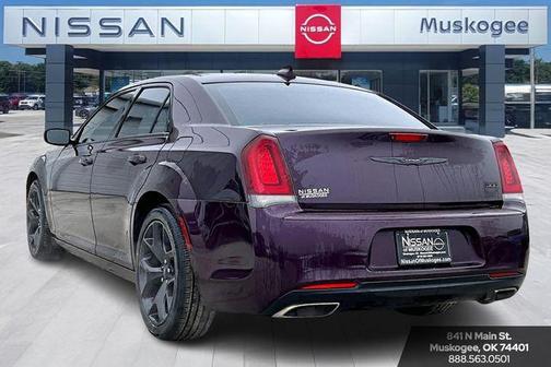 2021 Chrysler 300 Touring