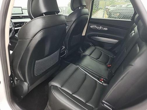 2022 Genesis GV70 2.5T AWD