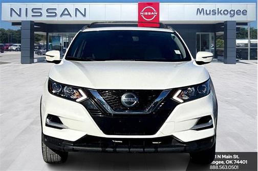 2022 Nissan Rogue Sport SL